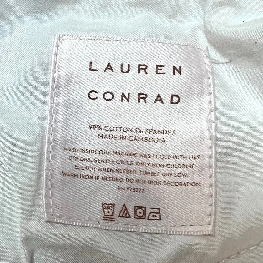 Lauren Conrad Capri Jeans Womens Size 16 White 5-Pocket Skinny Stretch Raw Edge